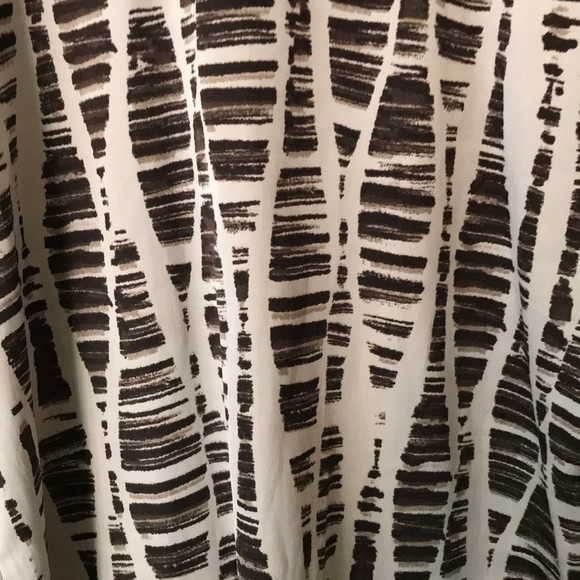 Blouse - Picture 2 of 3